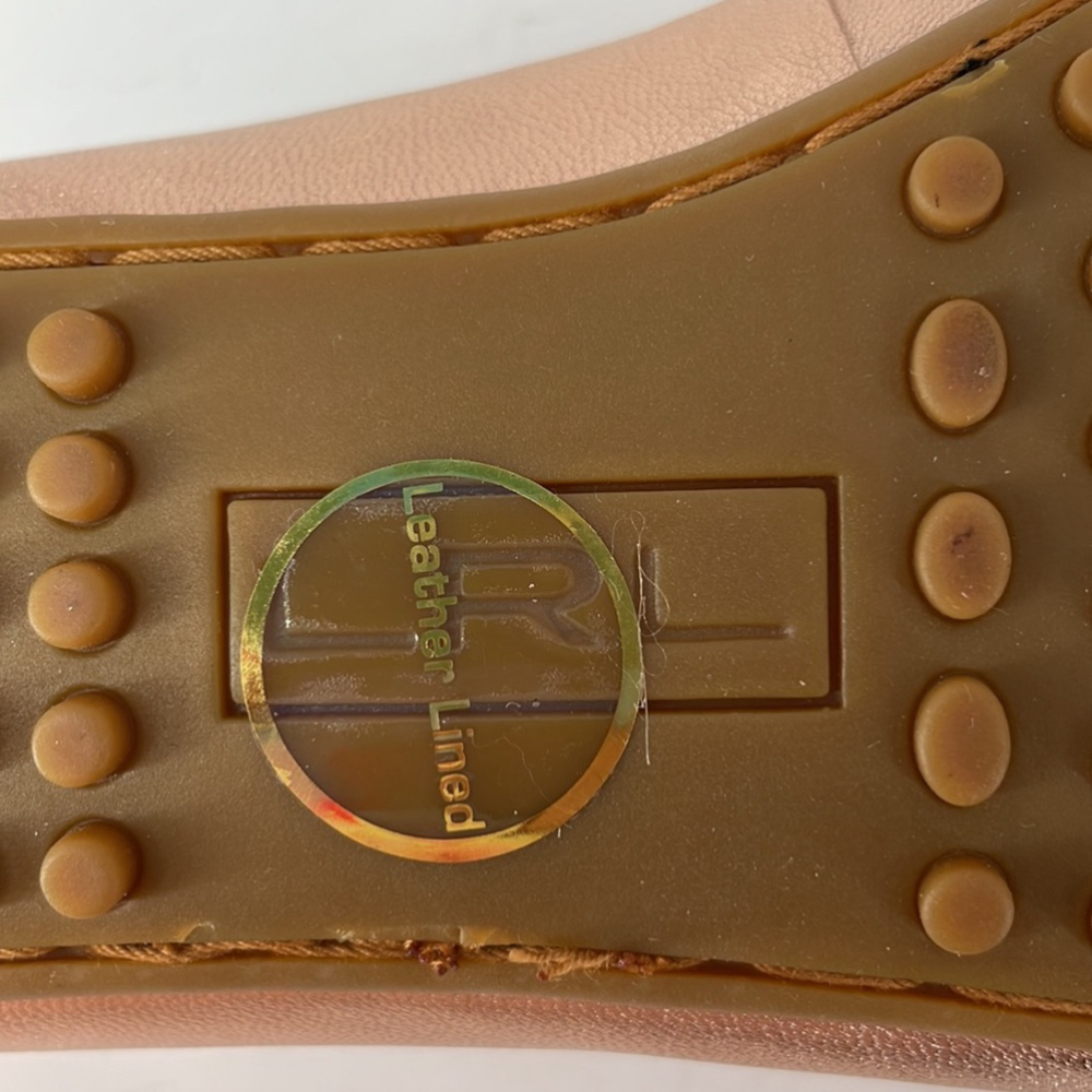 Lauren Ralph Lauren
Briley Leather Loafer driving shoe stirrup shaped hardware 7 - Picture 13 of 13